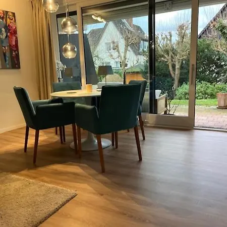 Appartement Luxus In Mit Garten Scharbeutz